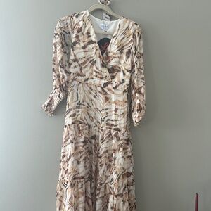NWT Feminine Bohemian/Coasal Lined Flowy Belted Maxi dress